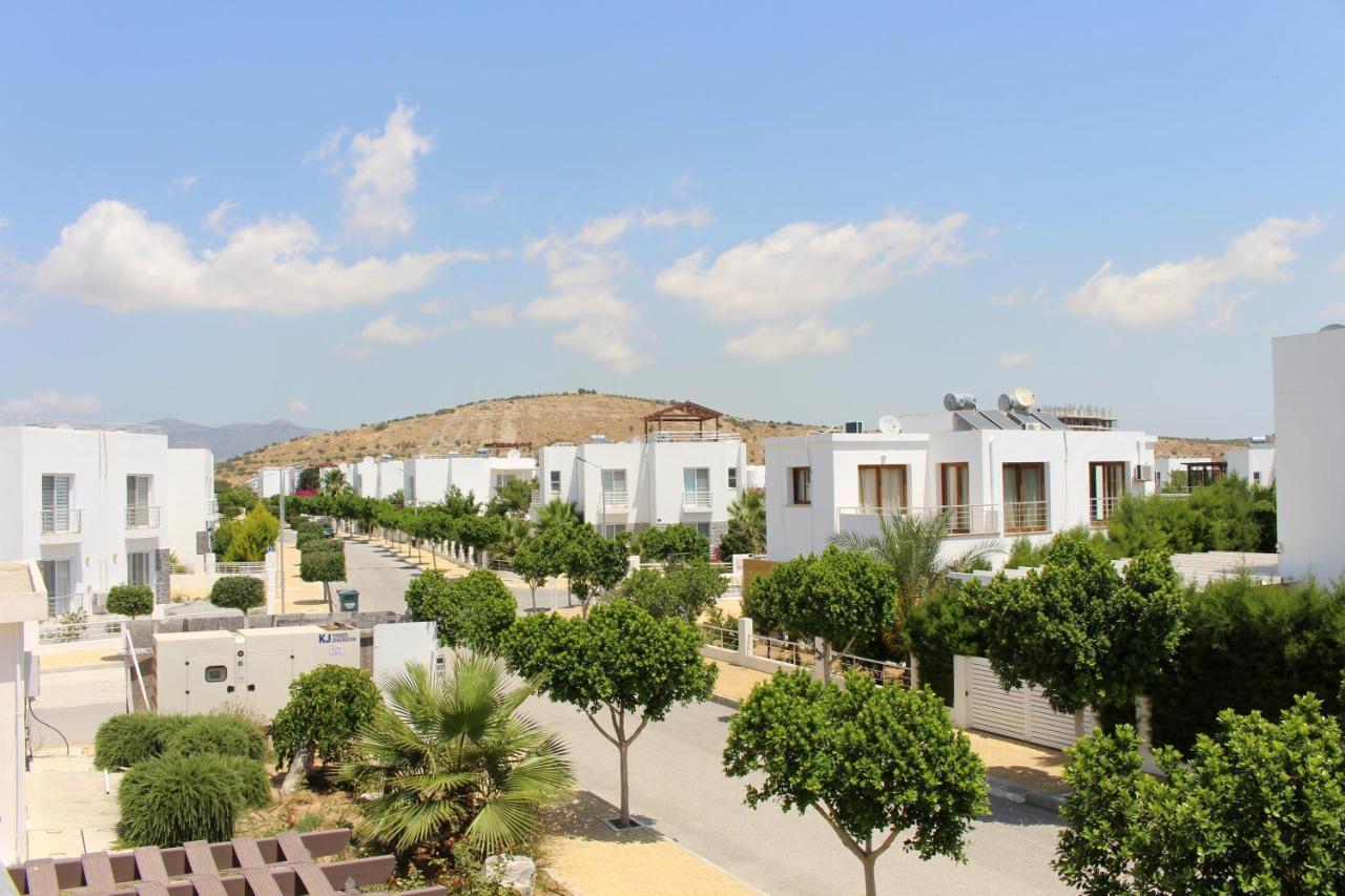Caesar Beach Villas And Apartments Gastria Exteriör bild